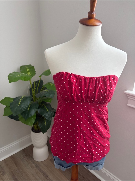 Hollister Tops - Hollister Red Polka Dot Strapless Tube Top